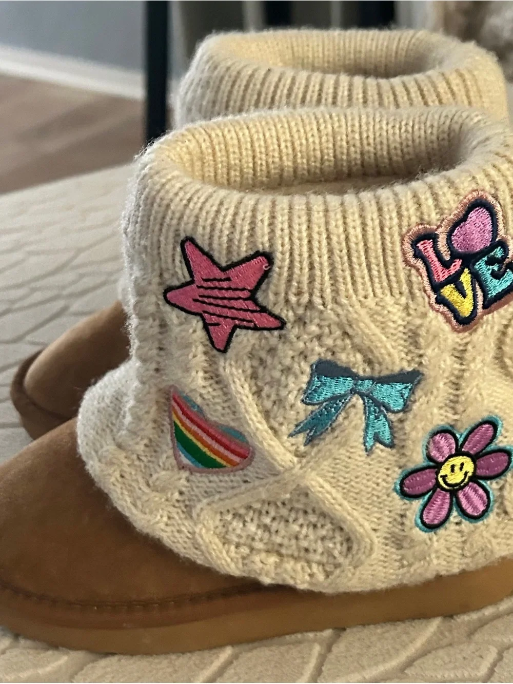 Steve Madden Cream Sweater Cuff Kids Boots w/Colorful Embroidered Patch Accents
